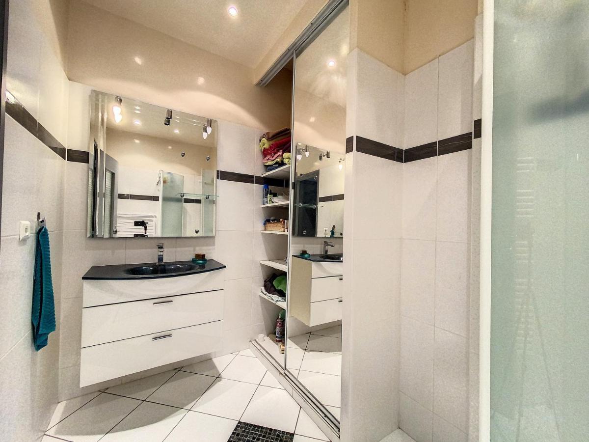 *confort, Vue Mer Et Detente* Appartement