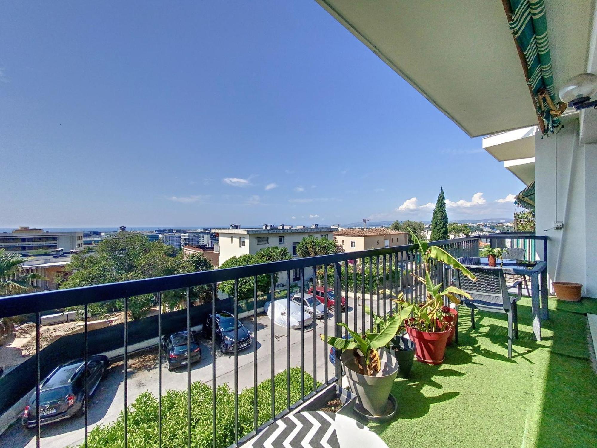 *confort, Vue Mer Et Detente* Appartement Nice